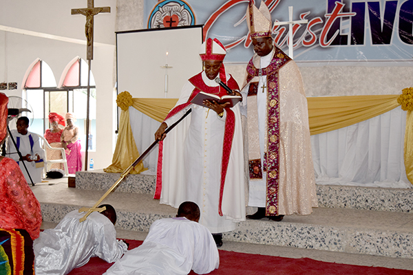 Archbishop Ekong consecrates two new bishops for the Lutheran Church of Nigeria.